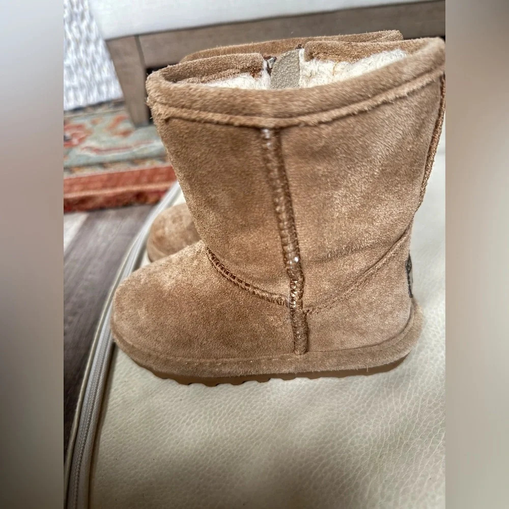 Bearpaw boots - Picture 4 of 9